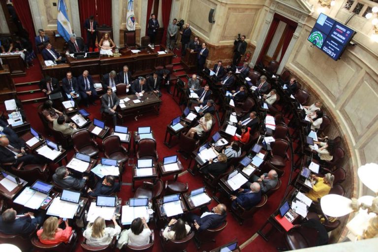 El Senado aprobó la reestructuración de la deuda 