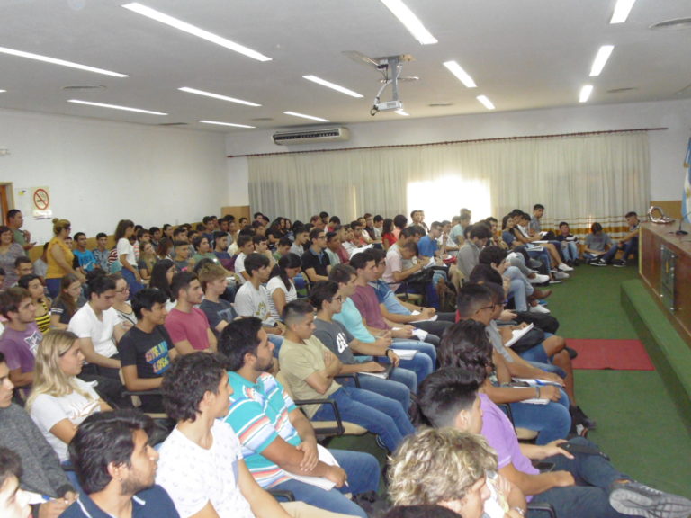 Coronavirus: En la Facultad de Ingeniería de la UNNE los alumnos no concurrirán a clases presenciales