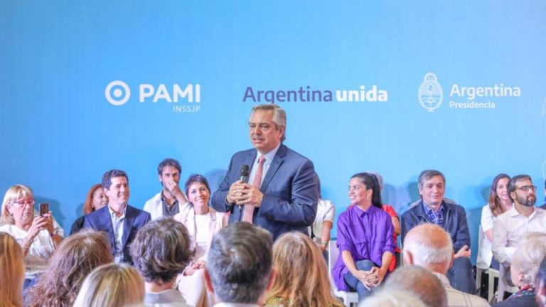 Alberto Fernández presentó los medicamentos gratis para afiliados del PAMI