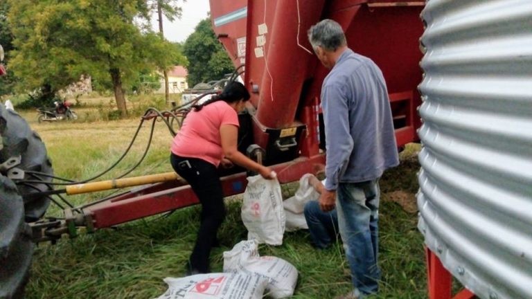 La Mesa de Organizaciones de la Agricultura Familiar concreta compra conjunta de insumos