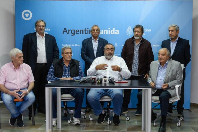 Reunión de Alberto Fernández con la CGT: Se conformará una mesa tripartita para salir de la cuarentena