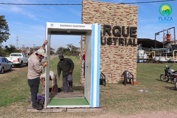 COLOCACIÓN CABINA SANITIZANTE EN PARQUE INDUSTRIAL