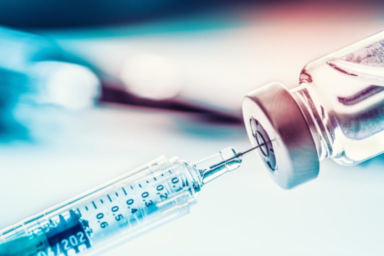 Sager respalda la iniciativa global en busca del acceso universal y gratuito a la vacuna contra el coronavirus