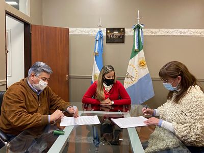 SALUD E INSSSEP FIRMARON CONVENIO PARA BRINDAR COBERTURA SOCIAL A PROFESIONALES RESIDENTES