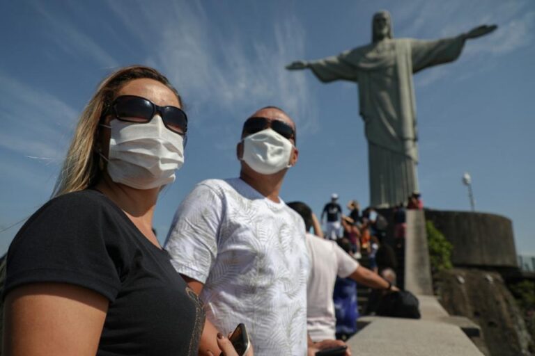 Coronavirus en Brasil: rehabilitaron el Cristo Redentor y el Pan de Azucar