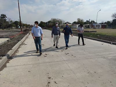 EL GOBIERNO PROVINCIAL AVANZA CON LAS OBRAS DE PAVIMENTO URBANO