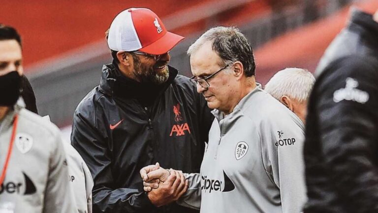 En un partidazo, el campeón Liverpool ganó al Leeds de Bielsa en el debut