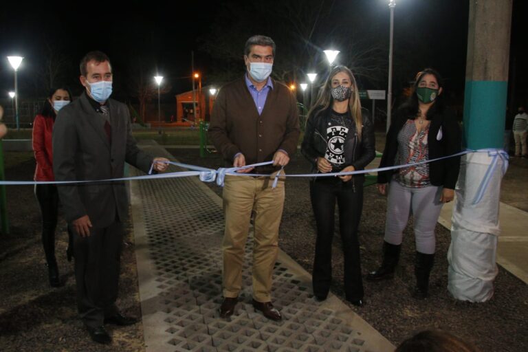 CAPITANICH INAUGURÓ UNA PLAZA EN MARGARITA BELÉN