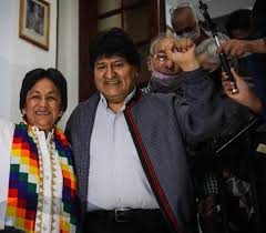 El emotivo encuentro entre Evo Morales y Milagro Sala