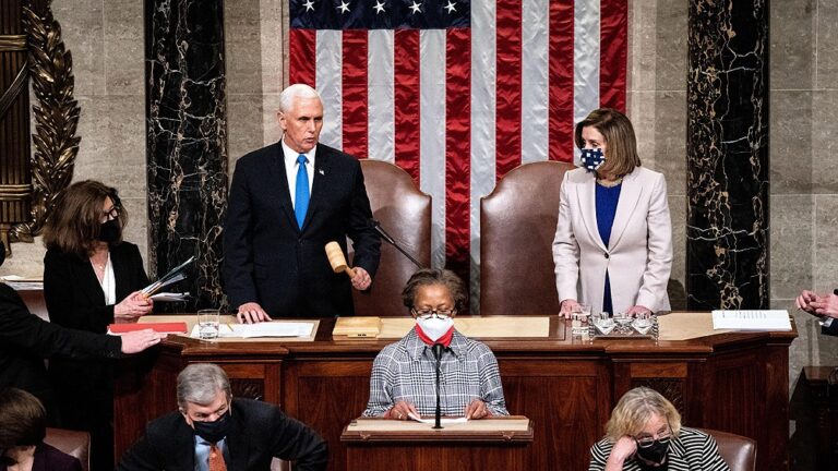 El Congreso certificó finalmente la victoria electoral de Biden