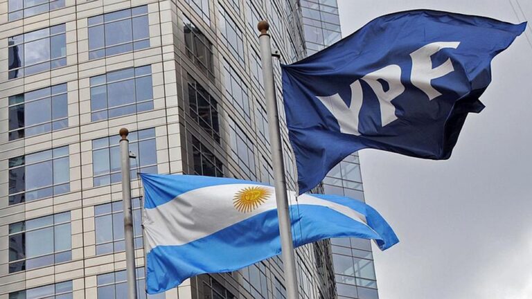 Los bonistas duros aceptaron la nueva propuesta e YPF