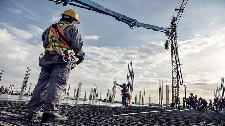 La construcción inicia el diálogo con el Gobierno