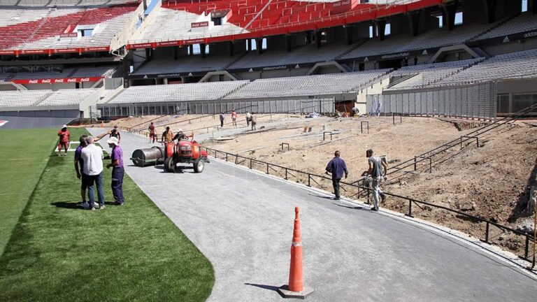 Está listo el césped de última generación del estadio de River y se estrena el sábado