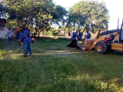 EL GOBIERNO ACONDICIONA EDIFICIOS ESCOLARES