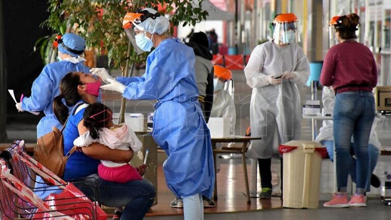 Murieron 126 personas y 6.401 fueron diagnosticadas con coronavirus en el país