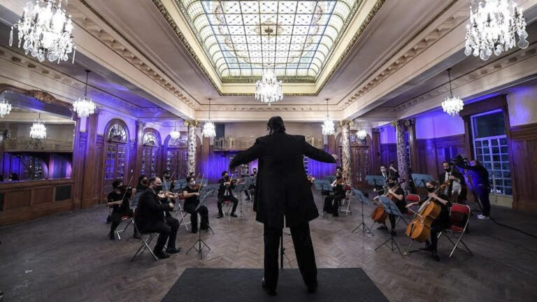 La Orquesta de Cámara del Congreso vuelve con un “Abrazo para Astor”