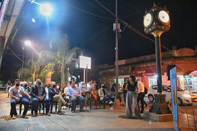 EL GOBIERNO ACOMPAÑÓ LA INAUGURACIÓN DEL NOVENO RELOJ