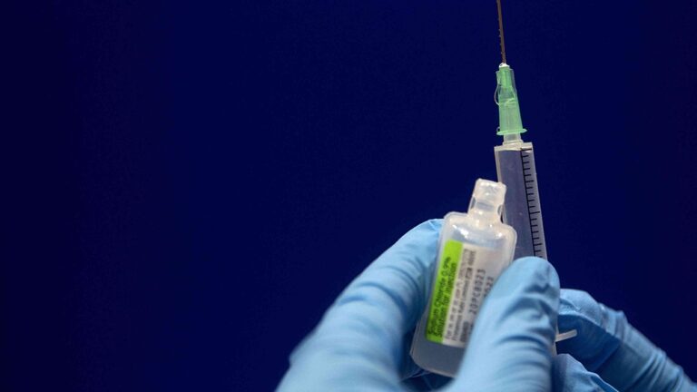 La vacuna de Pfizer requerirá una tercera dosis de refuerzo