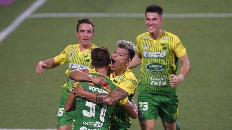 Defensa voló alto como ‘Halcón’ y ganó la Recopa Sudamericana