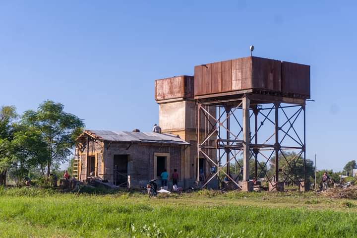 PLAZA: HISTÓRICO: RECUPERACIÓN DE BOMBA DE AGUA