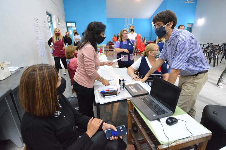 EDUCACIÓN: SE REALIZARON DESIGNACIONES DE CARGOS VACANTES