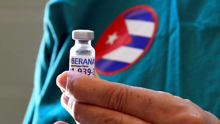Cuba podría ser el primer país en inmunizar a toda su población