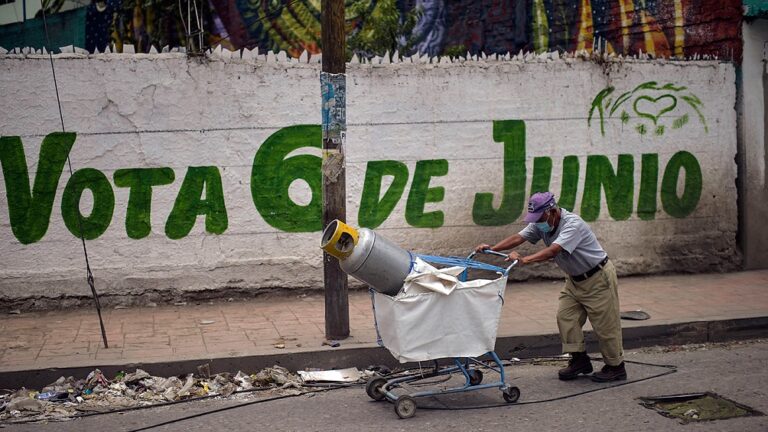 Elecciones: México va a las urnas para elegir a 500 diputados