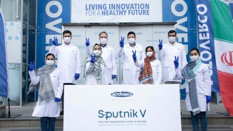 Irán comenzó a producir localmente la vacuna Sputnik V