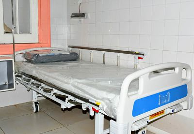 SALUD PÚBLICA ADQUIRIÓ CAMAS Y RESPIRADORES PARA EL HOSPITAL