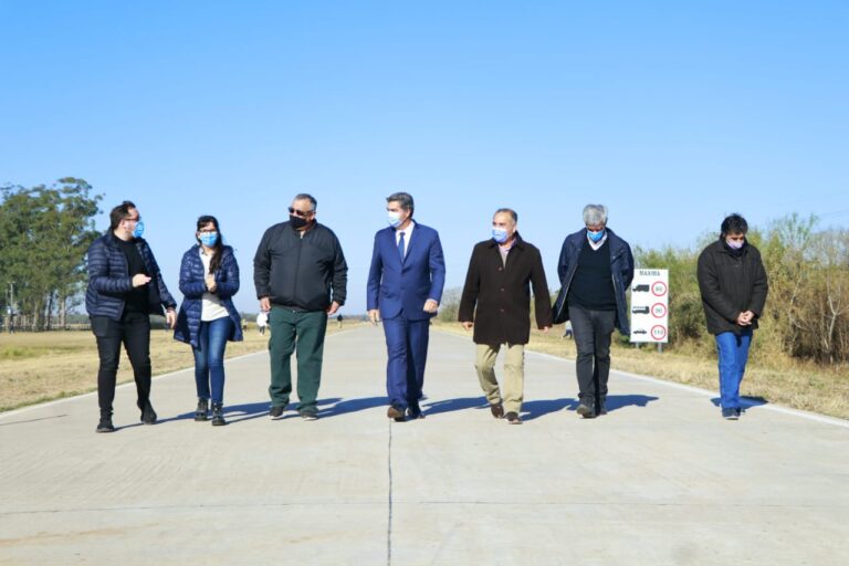 MÁS CONECTIVIDAD VIAL: CAPITANICH INAUGURÓ OBRAS DE PAVIMENTACIÓN