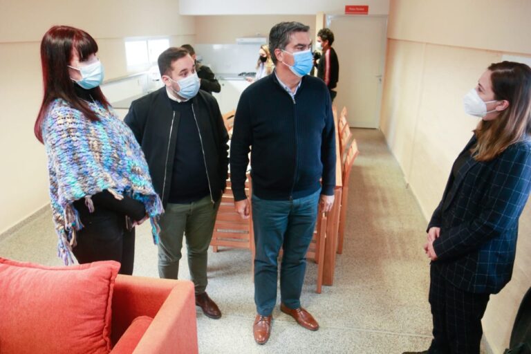 SÁENZ PEÑA: EL GOBERNADOR INAUGURÓ LA RESIDENCIA DE MADRES