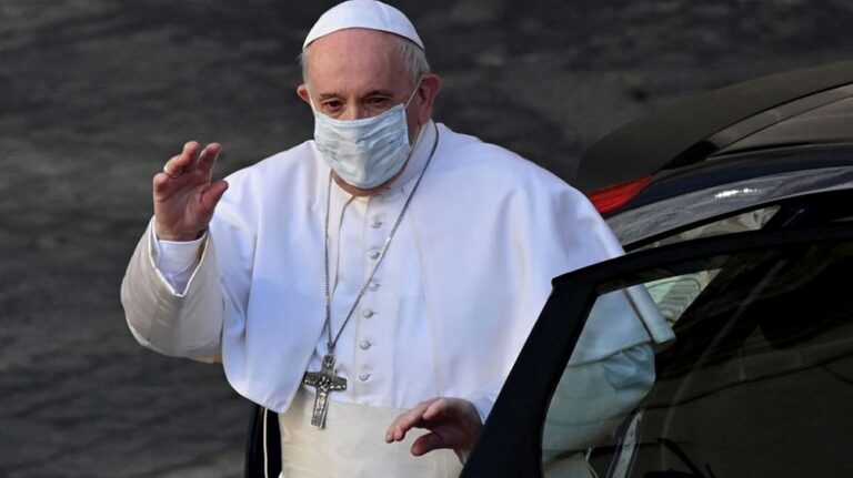 Vaticano: Francisco llamó a vacunarse contra el coronavirus: «Es un acto de amor»