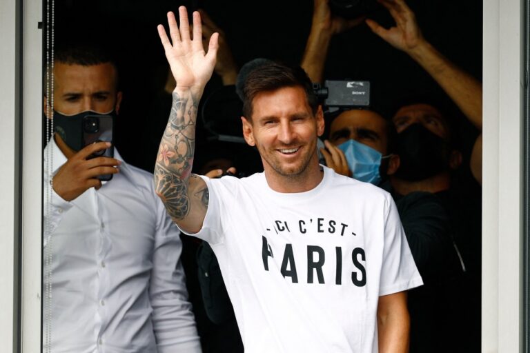 París Saint Germain: En un rally, Messi pasó la revisión, pisó el Parque de Los Príncipes y se fue al hotel