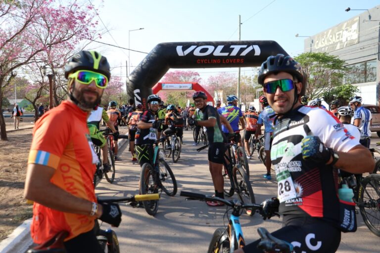 CON GRAN PARTICIPACIÓN, EL GOBIERNO REALIZÓ EL PRIMER RURAL BIKE «DESAFÍO IMPENETRABLE