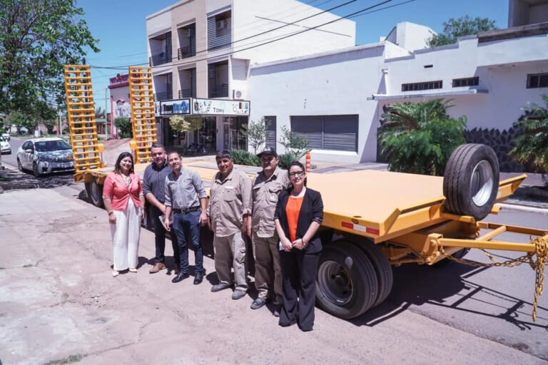 PLAZA: EL MUNICIPIO SIGUE EQUIPANDO