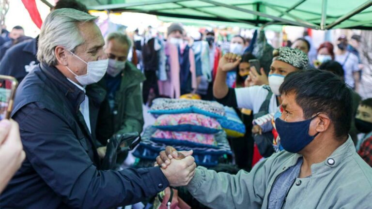 El Frente de Todos reinicia la campaña buscando