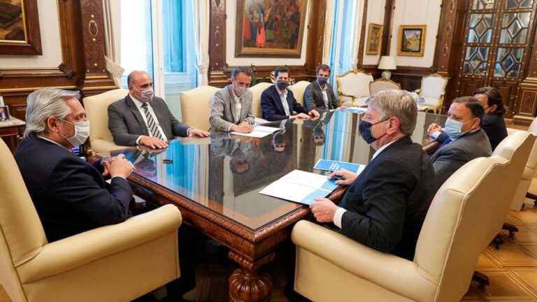 El Presidente recibió a los gobernadores de Salta, La Rioja y La Pampa