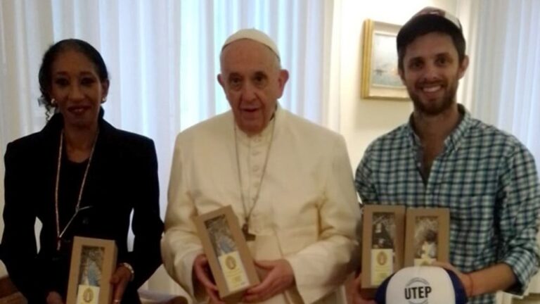 Vaticano: El Papa recibió a un joven de los movimientos populares