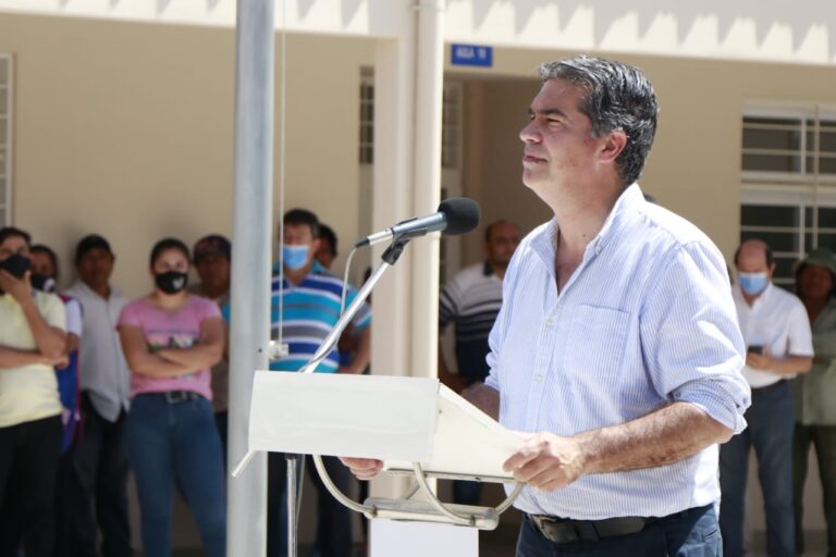 EN EL SAUZALITO, CAPITANICH ANUNCIÓ