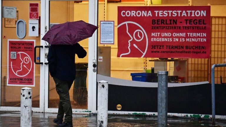 Alemania: El Parlamento aprobó restricciones por la pandemia