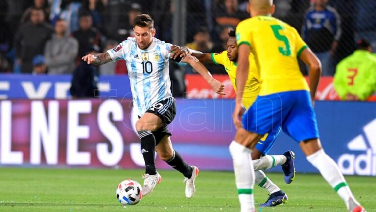 Argentina se metió en Qatar 2022 tras igualar con Brasil