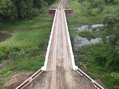 VIALIDAD PROVINCIAL REPARÓ EL HISTÓRICO PUENTE