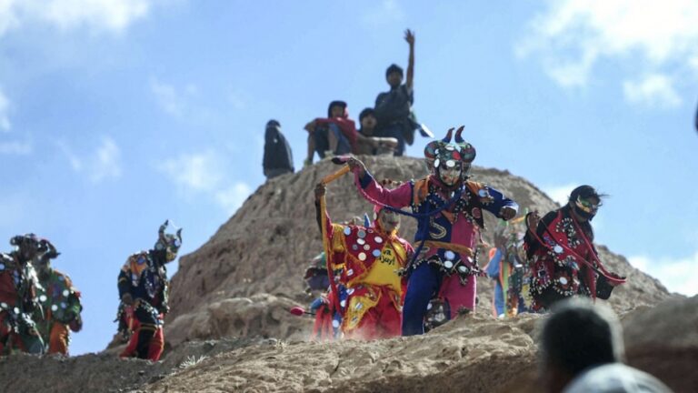 San Pedro de Jujuy prepara doce noches de corsódromo