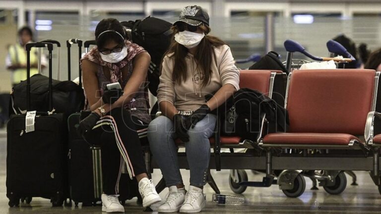 Medidas de prevención: Aerolíneas Argentinas podría reprogramar