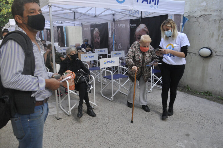 PAMI vacuna contra la gripe de forma gratuita