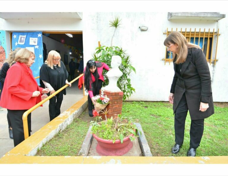 EDUCACIÓN ACOMPAÑÓ LOS FESTEJOS POR EL DÍA