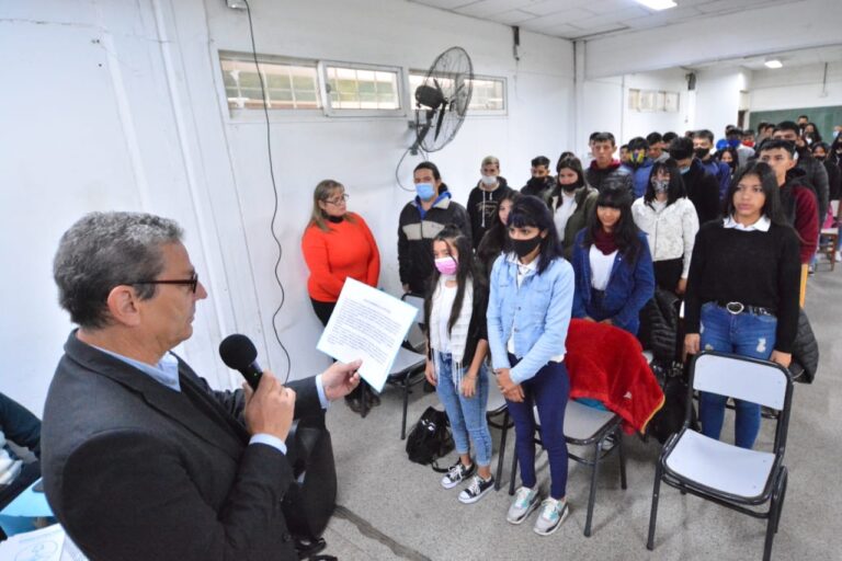 EDUCACIÓN: ESTUDIANTES DE PRIMARIA