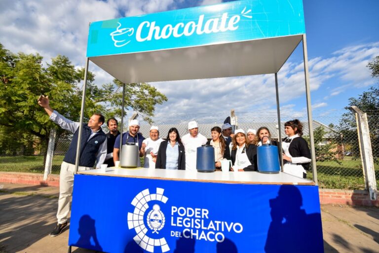 Chocolate patrio del Poder Legislativo para celebrar un nuevo