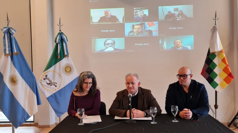 FUNCIONARIOS DE CULTURA PRESENTARON «PERTENENCIAS.