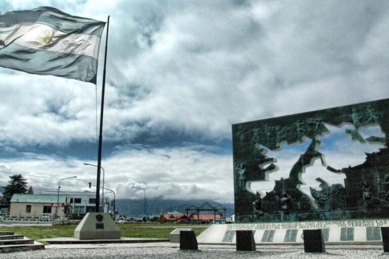 10 de junio:Día de la Afirmación de los Derechos Argentinos sobre las Malvinas
